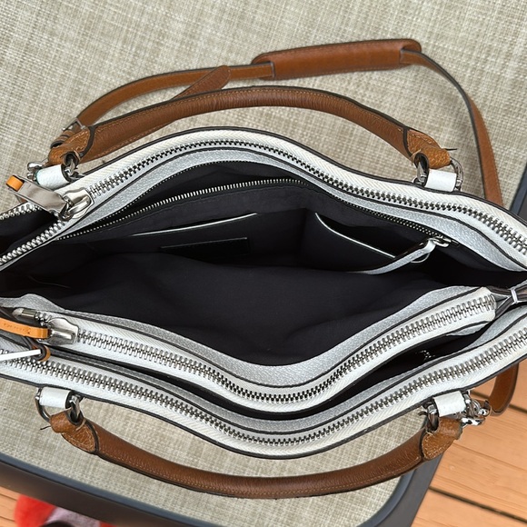 COACH BOROUGH BAG COLORBLOCK RETRO BOARSKIN LEATHER BRIGHT MANDARIN F31121 - Picture 15 of 16